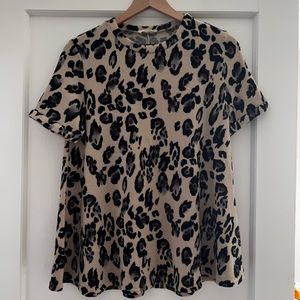 Leopard print top